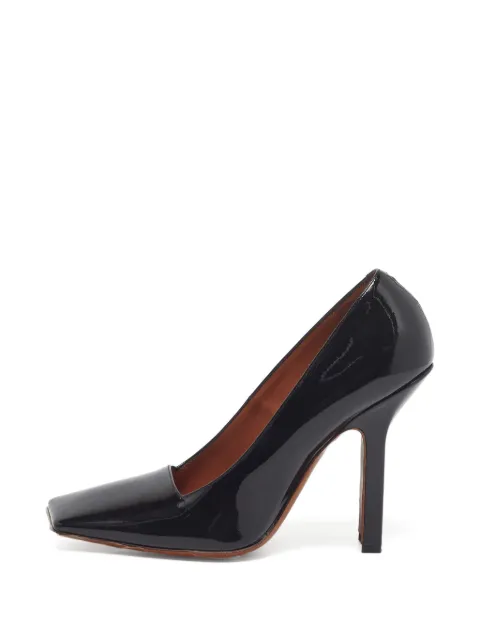 VETEMENTS Boomerang leather heeled pumps Black 1341510