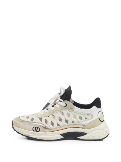 Valentino Garavani Pre-Owned Go Runner panelled sneakers Neutrals 1326603