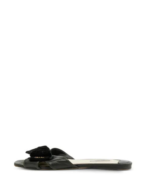 Prada Pre-Owned bow-detail flat sandals Black 1310433