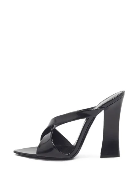Saint Laurent Pre-Owned Eva criss-cross sandals Black 1360547