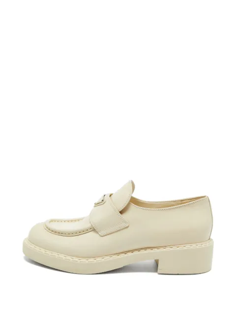 Prada Pre-Owned logo-plaque patent loafers Neutrals 1348993