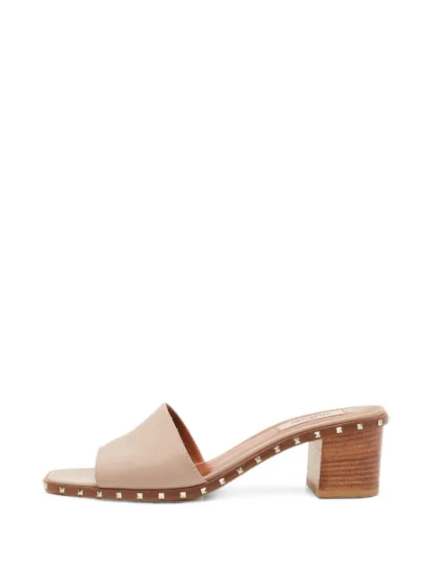 Valentino Garavani Pre-Owned Soul Rockstud mules Neutrals 1348507