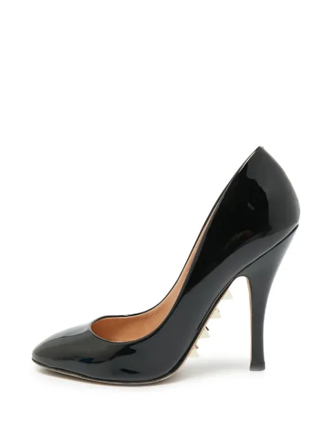 Valentino Garavani Pre-Owned Rockstud round-toe leather pumps Black 1316708