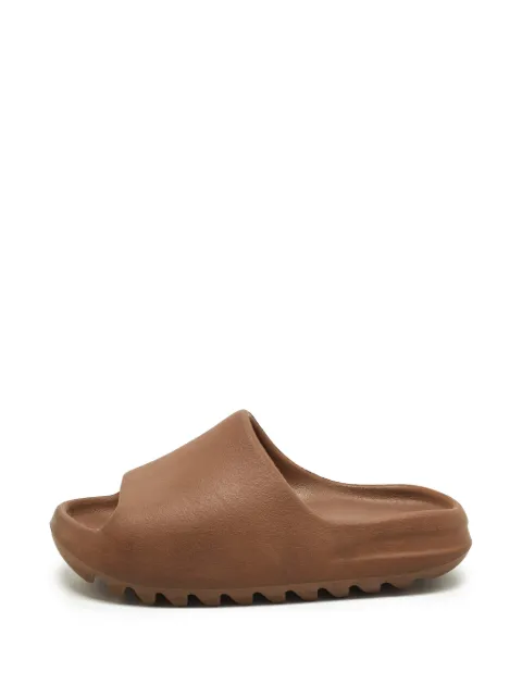 adidas Yeezy chunky slides Brown 1334693