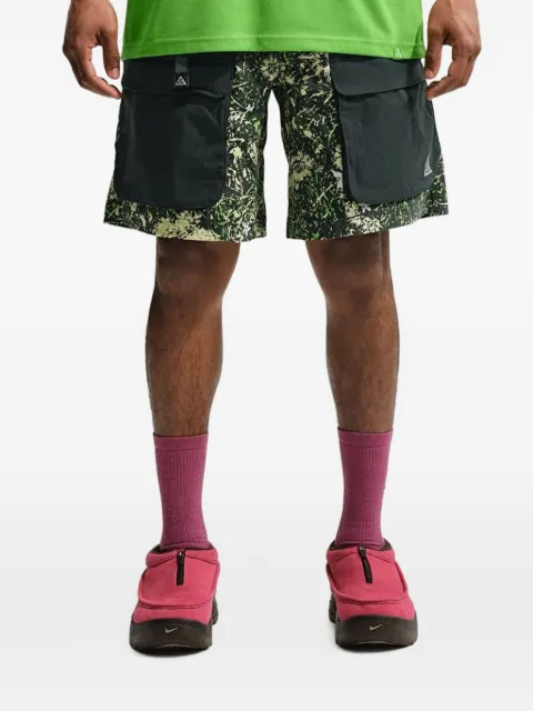 Nike Smith Summit floral-print cargo shorts Green IF1308