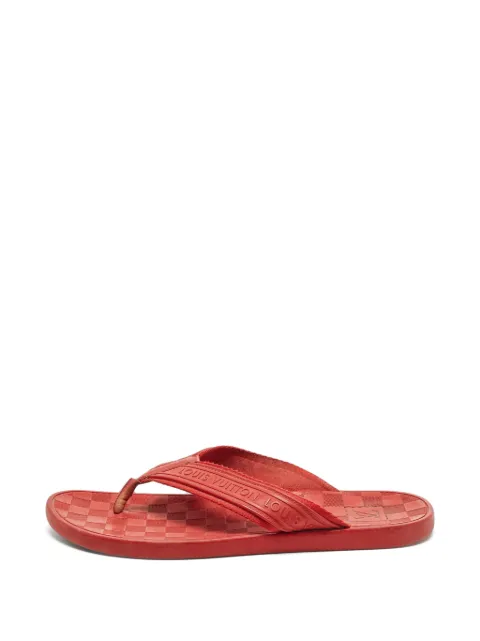 Louis Vuitton Pre-Owned check-textured thong flip flops Red 1272250