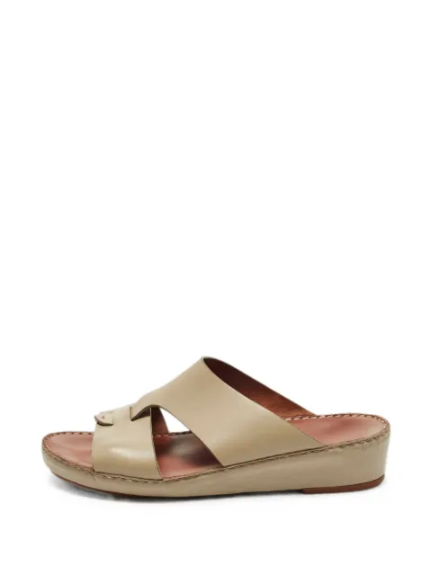 Loro Piana Pre-Owned New Buckle slide sandals Neutrals 1291606