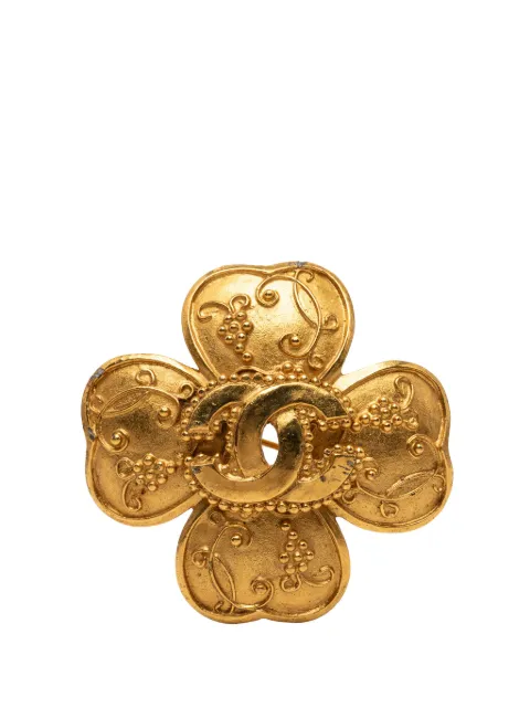 CHANEL Pre-Owned 1996 CC Gold Plated Grapevine Clover Brooch costume brooch Gold FYTEBGXDFDN250W0