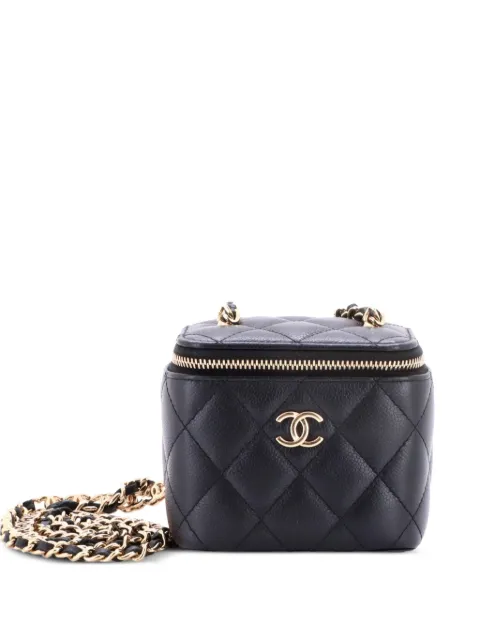 CHANEL Pre-Owned Tiny CC Link Vanity Case with Chain Quilted Caviar Mini clutch bag Black 468WRQ9B0OVV036F