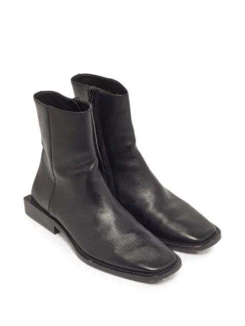 Balenciaga Pre-Owned square-toe ankle boots Black 1291033
