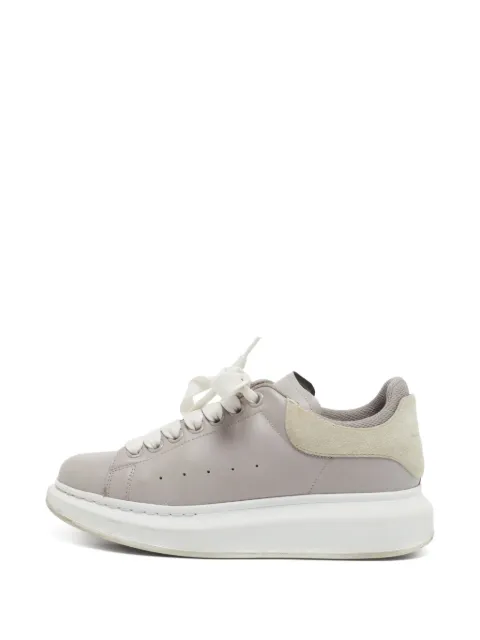 Alexander McQueen Pre-Owned Oversized sneakers Grey 1331982
