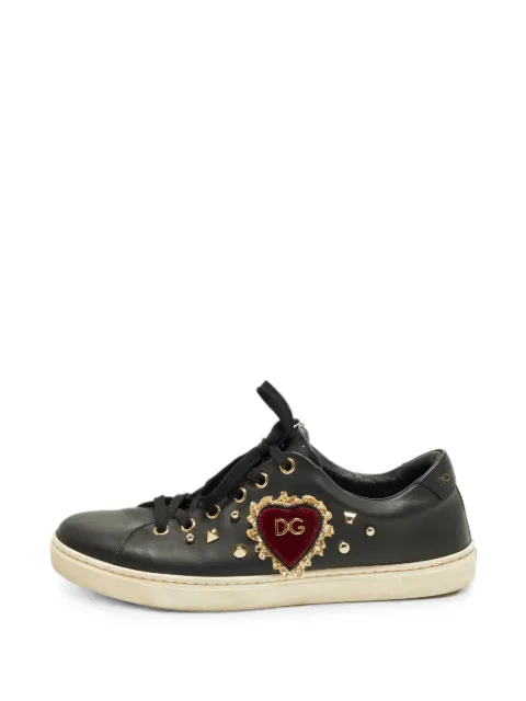 Dolce & Gabbana Pre-Owned DG Heart studded sneakers Black 1314768
