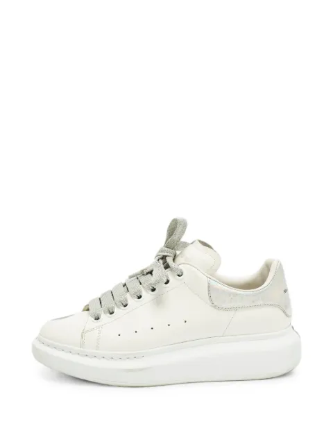 Alexander McQueen Pre-Owned Oversized sneakers White 1335019