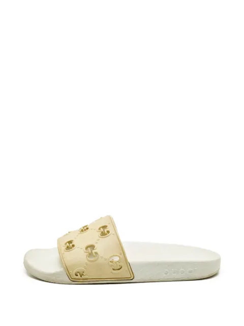 Gucci Pre-Owned GG motif pool slides Neutrals 1277925