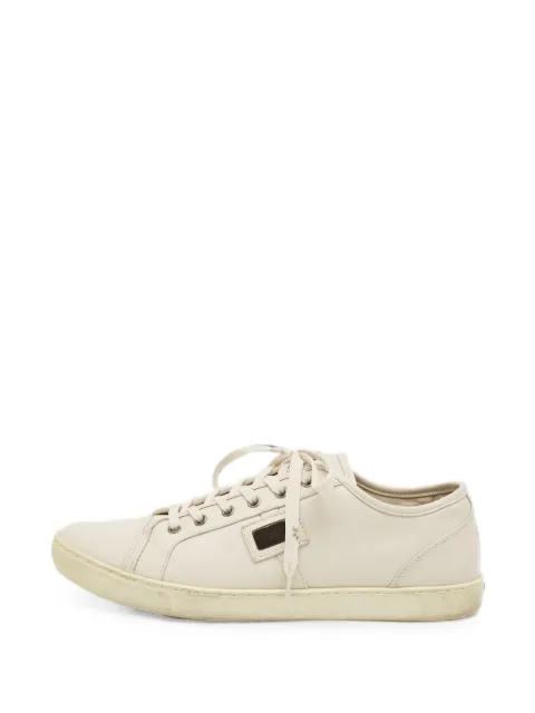 Dolce & Gabbana Pre-Owned logo-plaque low-top sneakers Neutrals 1290199