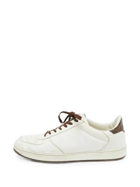 Louis Vuitton Pre-Owned Monogram canvas low-top sneakers White 1278610