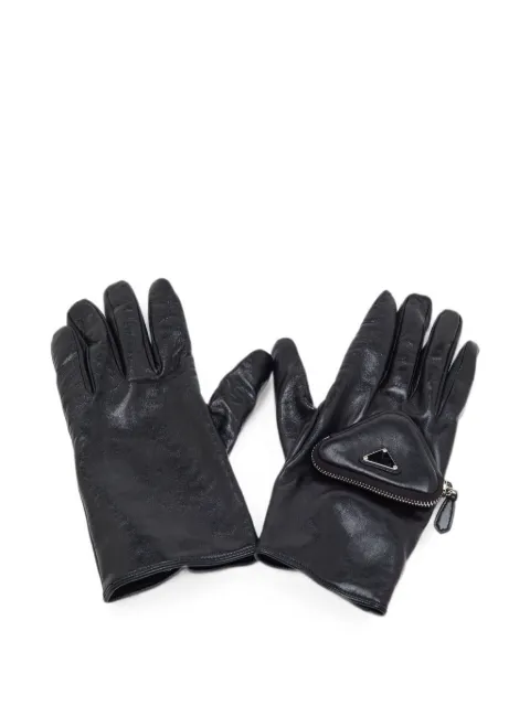 Prada Pre-Owned logo pouch leather gloves Black 1358900