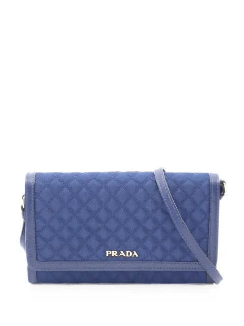 Prada Pre-Owned 00s quilted shoulder wallet Blue 1076000