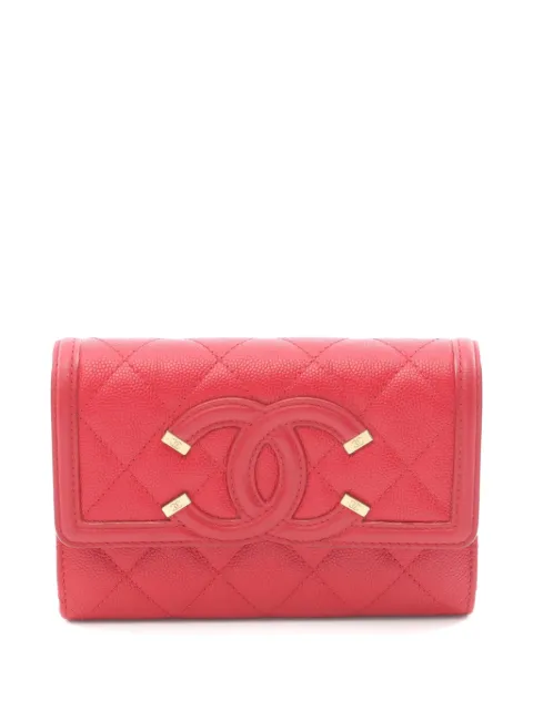 CHANEL Pre-Owned 2018 CC Filigree matelassé wallet Red 107659425518399