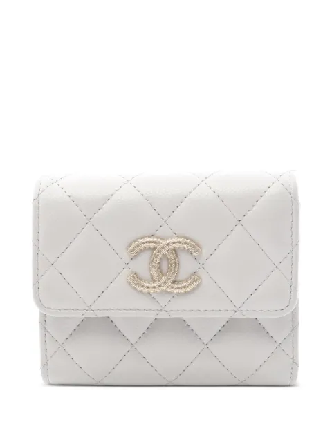 CHANEL Pre-Owned 2021s matelasse trifold wallet Grey 1076605H2U0UA92