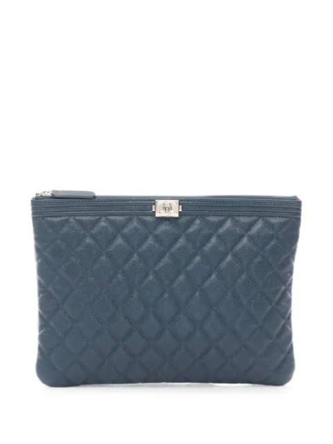 CHANEL Pre-Owned 2019 Boy quilted clutch bag Blue 107930328327947