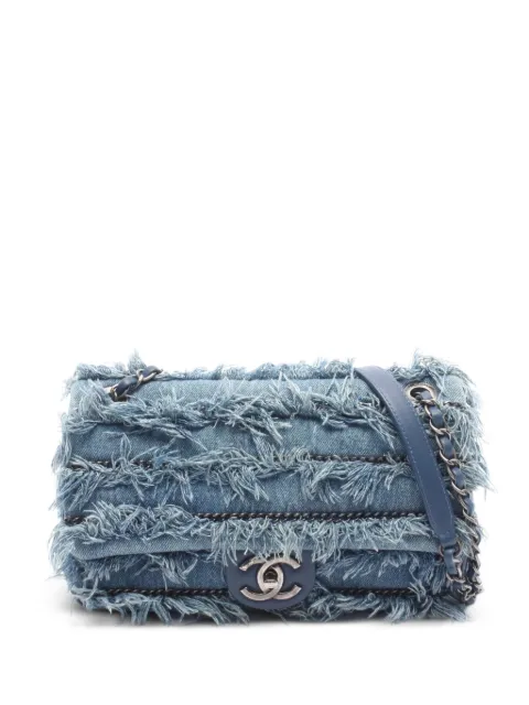 CHANEL Pre-Owned 2014-2015 Paris-Dubai Denim Fringe Flap shoulder bag Blue 107975120783902