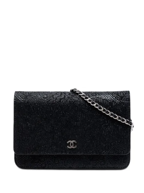 CHANEL Pre-Owned 2013-2014 CC Lace Overlay Goatskin Wallet On Chain crossbody bag Black 9AY3V8GAVUY6W9NG