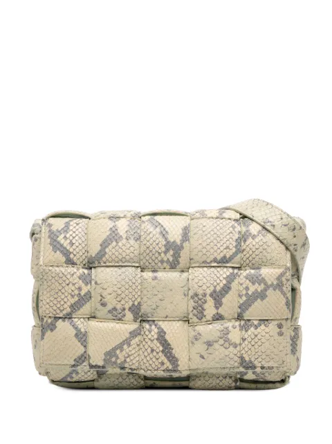Bottega Veneta Pre-Owned 2012-2026 Python Embossed Goatskin Intrecciato Padded Cassette crossbody bag Green S5EJ7R2USRFB5V0P