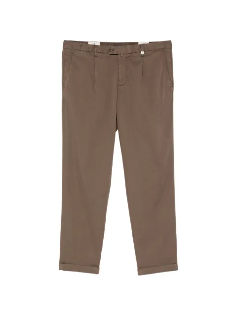 Myths pleated turn-up trousers Brown 26M19L271