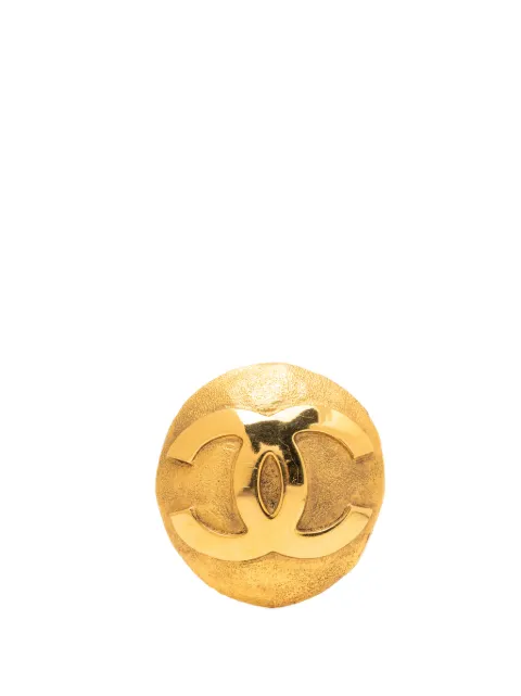 CHANEL Pre-Owned 1980-1990 CC Gold Plated Round Pin Brooch costume brooch Gold 123SOWOKWRXPYUTY
