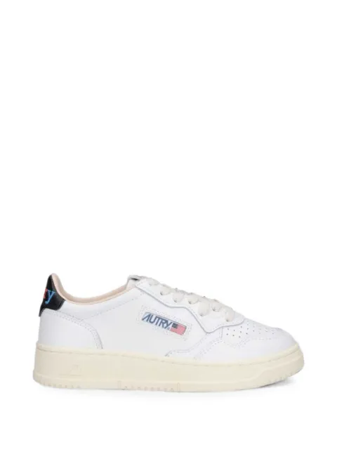 Autry logo-patch perforated sneakers White AULWBG02