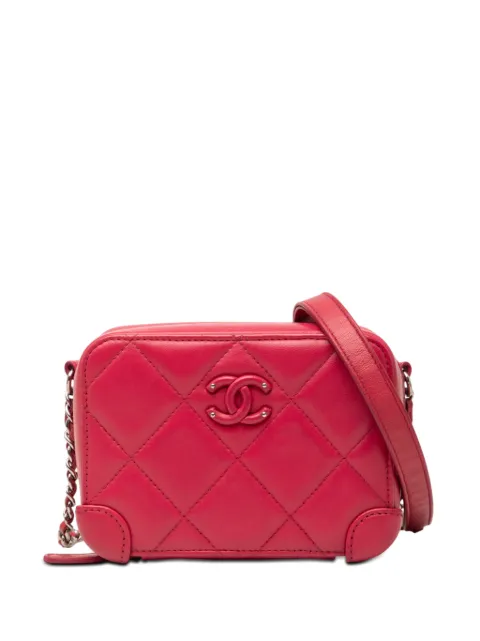 CHANEL Pre-Owned 2019 Mini Quilted Lambskin Covered CC Camera Bag crossbody bag Pink 938J1NLQ5GVQVUMM