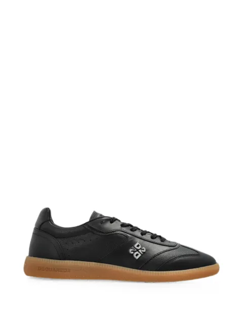 DSQUARED2 logo-plaque leather sneakers Black SNW049701509035