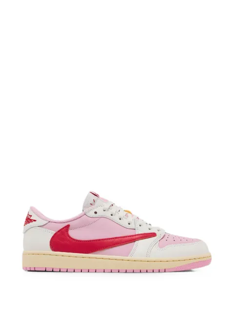Jordan x Travis Scott Air Jordan 1 Low OG lace-up sneakers Pink IQ7604