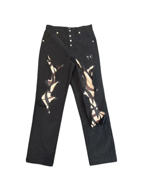 THUG CLUB camouflage-print distressed trousers Black TC26PT1002