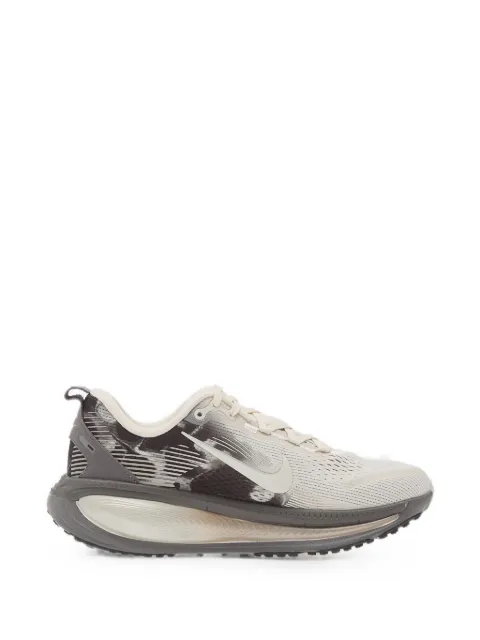 Nike Vomero 18 Se lace-up sneakers Neutrals IF4463