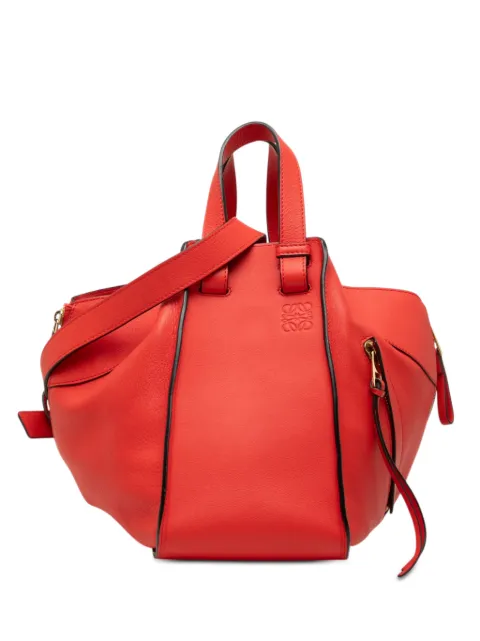 Loewe Pre-Owned 2017 Small Calfskin Hammock satchel Red 8I2T2148A51J40LS