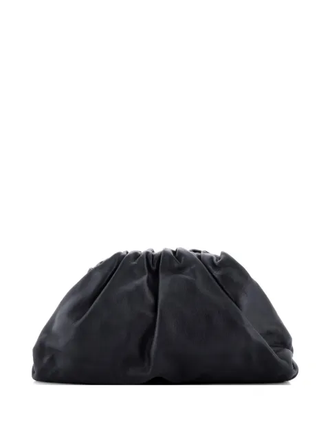 Bottega Veneta Pre-Owned The Pouch Leather clutch bag Black VU9XG1QE0EM8F0NK