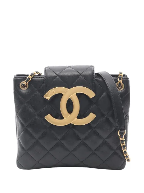 CHANEL Pre-Owned 2021-2026 Small Quilted Lambskin Giant CC Chain shoulder bag Black ALLEVIJ3MPXF5VLH