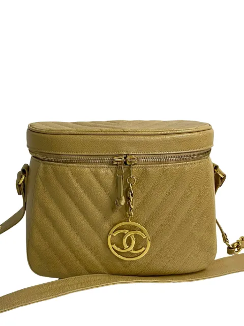 CHANEL Pre-Owned 1989-1991 CC Chevron Caviar Vanity Case with Chain crossbody bag Neutrals CGPBTB9PVYNG3MOP