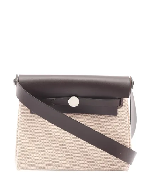 Hermès Pre-Owned 2025 Military Toile and Vache Hunter Herbag Zip 20 crossbody bag Neutrals HOQC2BG8GKXY58BR