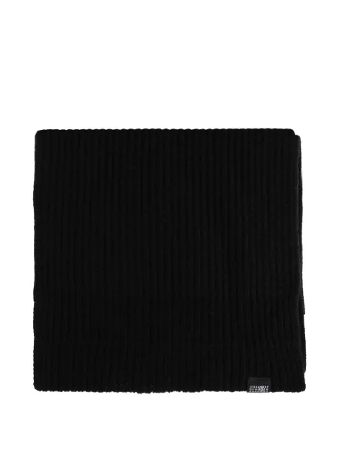 MM6 Maison Margiela ribbed logo-patch scarf Black S52TE0061M13285