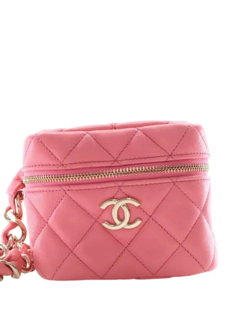 CHANEL Pre-Owned 2021 Quilted Lambskin Cube Chain Wristlet Case vanity bag Pink UMLM3O8Y42SF53QS