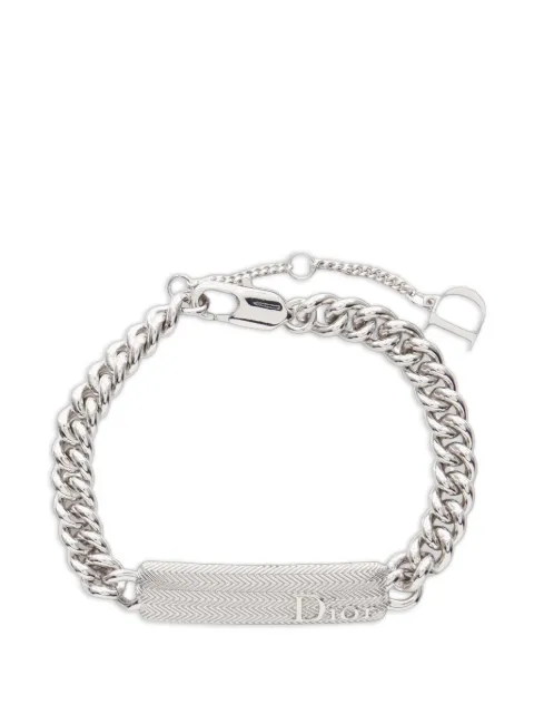 Christian Dior Pre-Owned Guilloche logo plate bracelet Silver 1075639