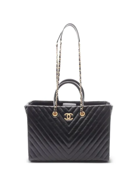CHANEL Pre-Owned 2017-2018 V-stitch leather tote bag Black 107566324929337