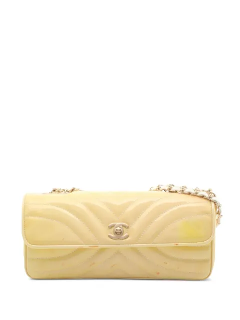 CHANEL Pre-Owned 2003-2004 quilted shoulder bag Yellow 10760918784043
