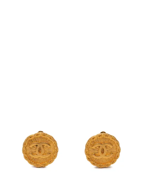 CHANEL Pre-Owned 1995 CC Gold Plated Round Clip On Earrings costume earrings Gold 3KSUG8ABKCLL2PQQ