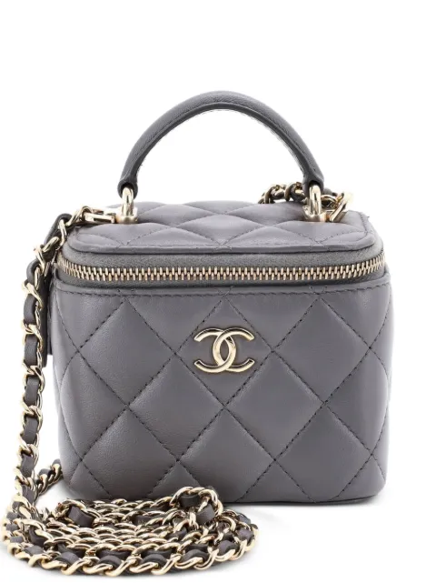 CHANEL Pre-Owned Classic Top Handle Vanity Case with Chain Quilted Lambskin Mini crossbody bag Grey B5MR71NCO4MY8FU2
