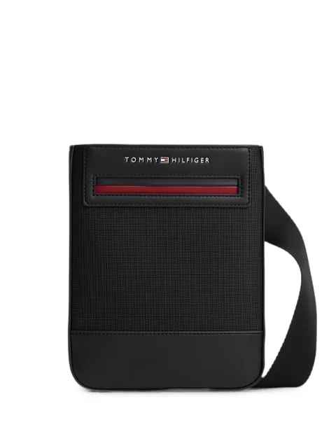 Tommy Hilfiger logo-print messenger bag Black FAM0AM14157