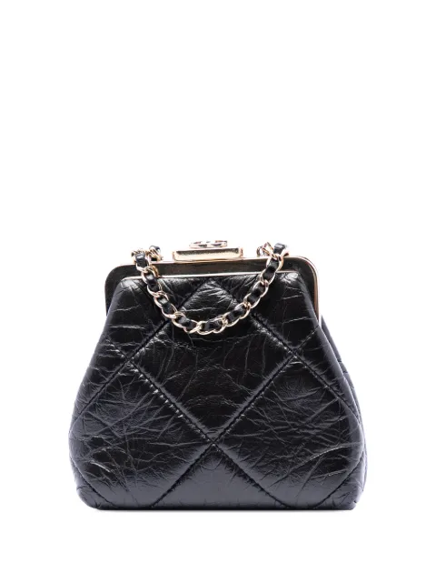 CHANEL Pre-Owned 2020 Quilted Aged Lambskin Kiss Lock Clutch with Chain crossbody bag Black M93H5LLH3AA3KWCD